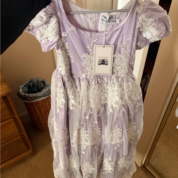 Charming Lilac Kids Dress with White Lace - Picture 1 of 3
